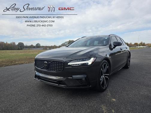 2021 Volvo V90 T6 R-Design