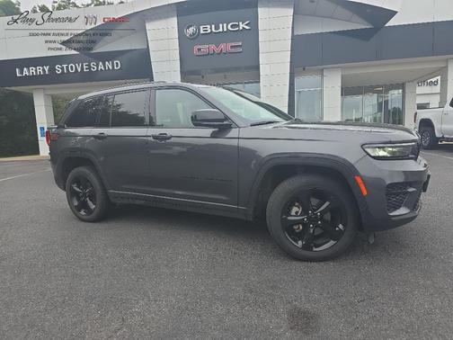 2022 Jeep Grand Cherokee Altitude
