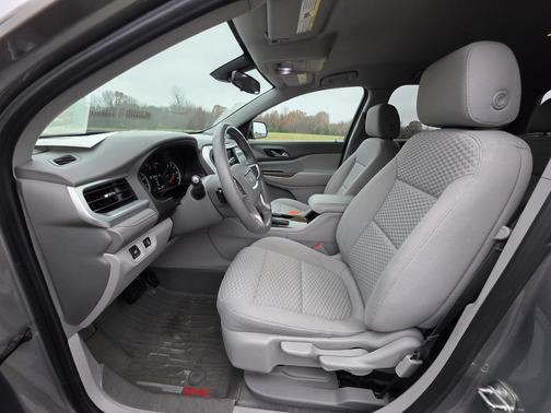 2019 GMC Acadia SLE-1