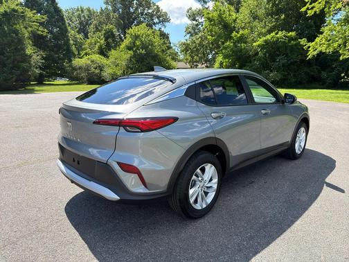 Moonstone Gray Metallic 2026 Buick Envista Preferred FWD