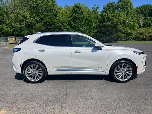 White Frost Tricoat 2024 Buick Envision Avenir AWD