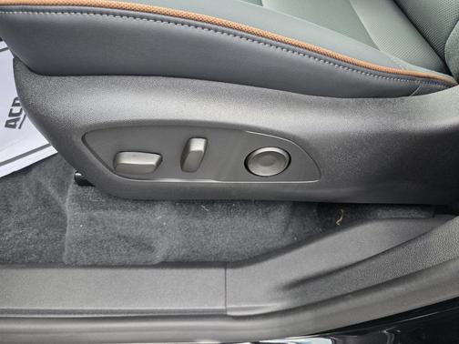 2026 GMC Acadia AWD AT4