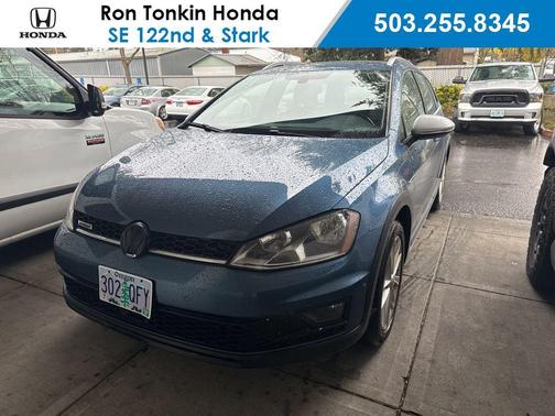 2017 Volkswagen Golf Alltrack TSI S