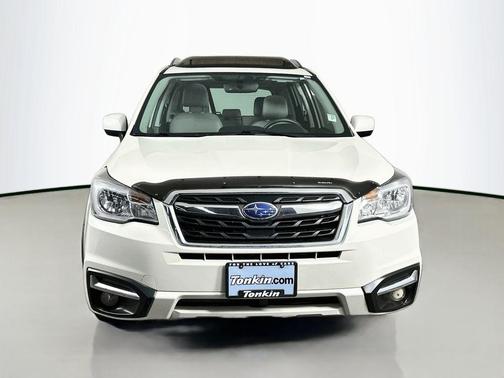 Crystal White Pearl 2018 Subaru Forester 2.5i Limited