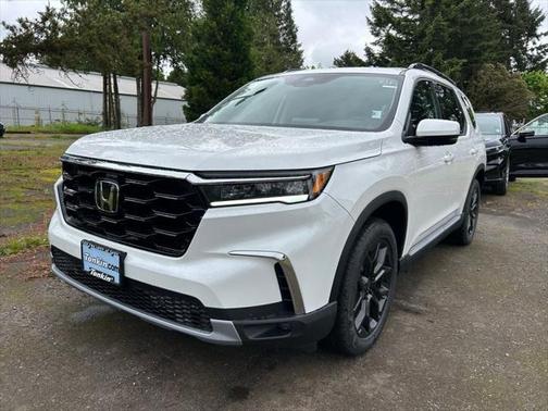 2025 Honda Pilot Touring 8-Passenger