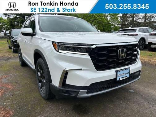 2025 Honda Pilot Touring 8-Passenger