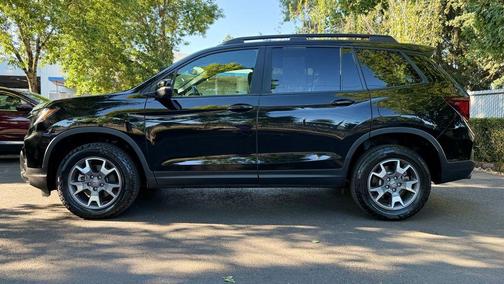 2022 Honda Passport AWD TrailSport