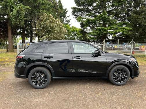 2025 Honda HR-V AWD Sport
