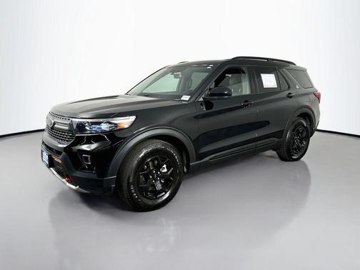 Brilliant Black Crystal Pearlcoat 2015 Jeep Cherokee Latitude