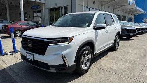 2023 Honda Pilot AWD EX-L 8 Passenger