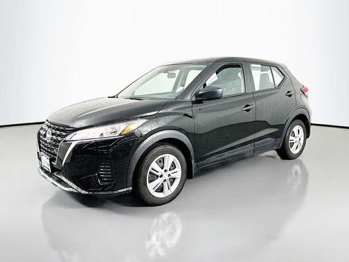 2023 Nissan Kicks S
