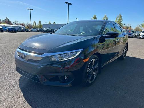 2017 Honda Civic Touring