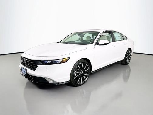 Platinum White Pearl 2026 Honda Accord Hybrid Touring
