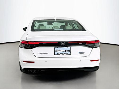 Platinum White Pearl 2026 Honda Accord Hybrid Touring