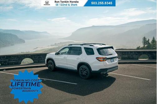 2025 Honda Pilot Touring 8-Passenger