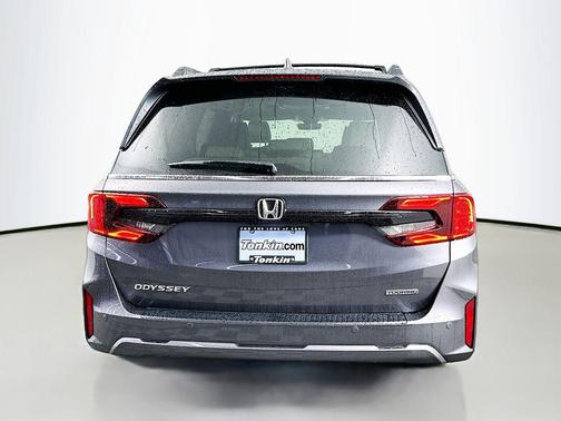 Modern Steel Metallic 2026 Honda Odyssey Touring