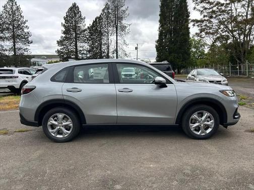 2025 Honda HR-V LX