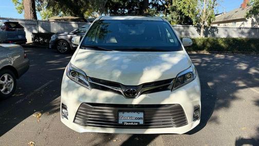 2020 Toyota Sienna Limited Premium