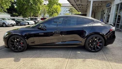 2021 Tesla Model S Long Range