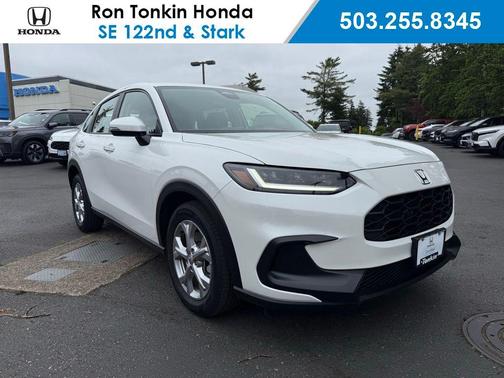Platinum White Pearl 2025 Honda HR-V LX