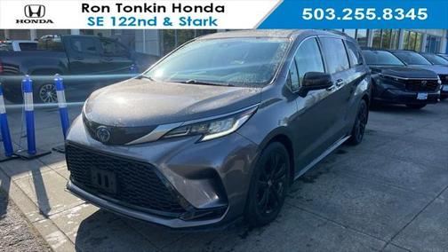 2022 Toyota Sienna XSE 7 Passenger