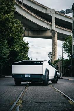 2024 Tesla Cybertruck All-Wheel Drive