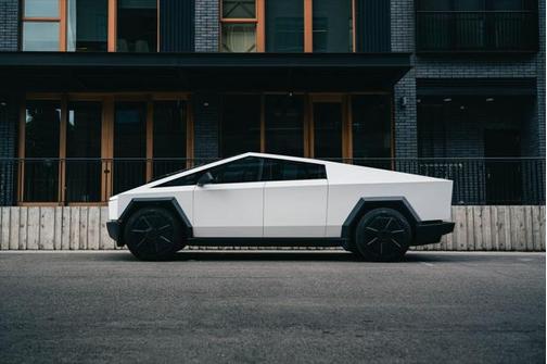2024 Tesla Cybertruck All-Wheel Drive