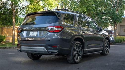 2023 Honda Pilot AWD Elite