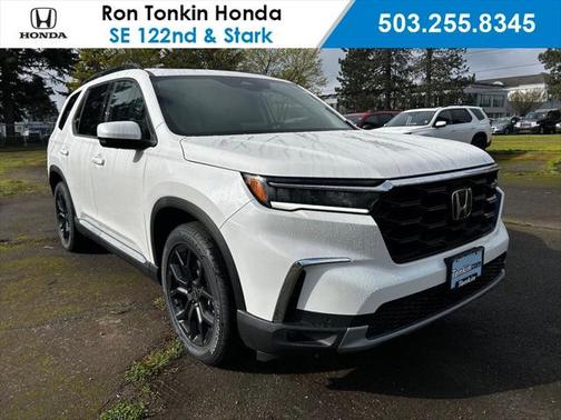 2025 Honda Pilot Touring 8-Passenger