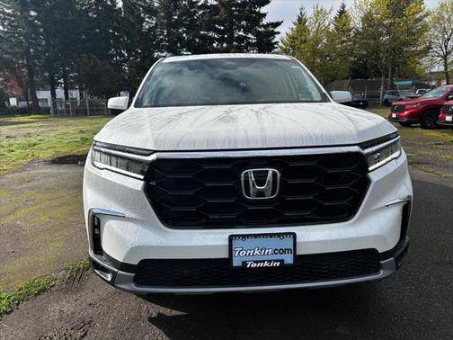 2025 Honda Pilot Touring 8-Passenger
