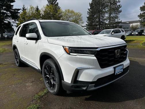 2025 Honda Pilot Touring 8-Passenger