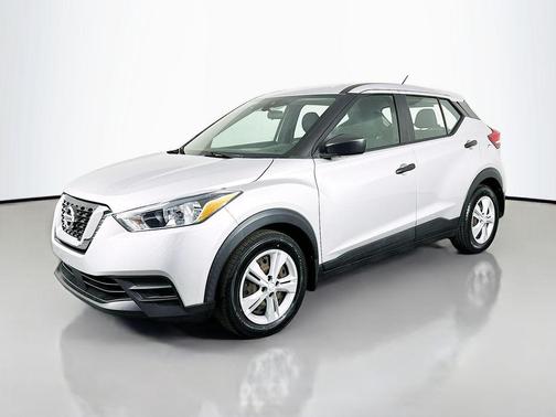 2020 Nissan Kicks S