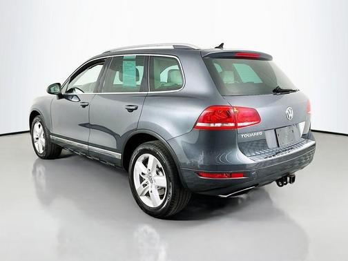 2013 Volkswagen Touareg TDI Lux