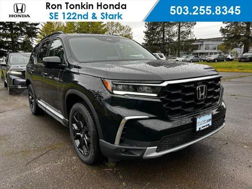 2025 Honda Pilot Touring 8-Passenger