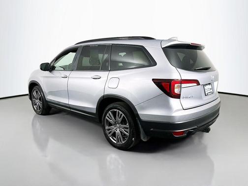 2022 Honda Pilot 2WD Sport