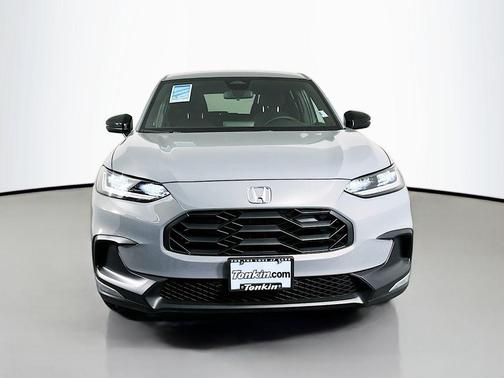 Urban Gray Pearl 2027 Honda HR-V Sport