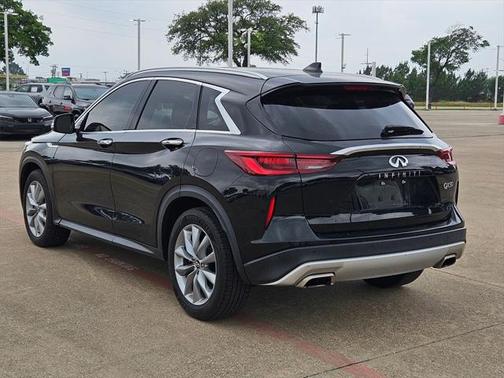 2022 INFINITI QX50 LUXE