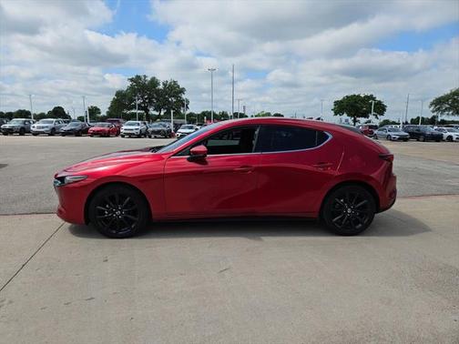 2022 Mazda Mazda3 FWD w/Premium Package