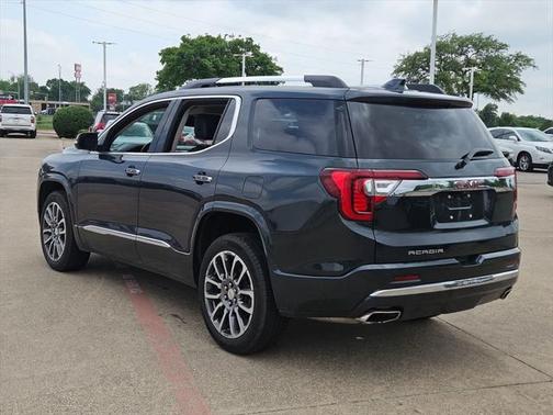 2021 GMC Acadia Denali