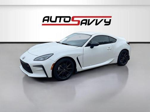 Halo 2025 Toyota GR86 Premium