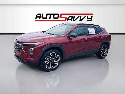 Crimson Metallic 2024 Chevrolet Trax FWD 2RS
