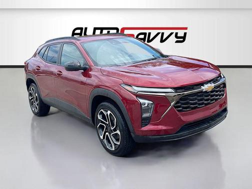 Crimson Metallic 2024 Chevrolet Trax FWD 2RS