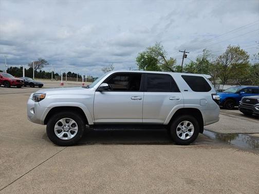 2023 Toyota 4Runner SR5