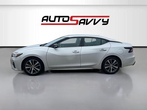 Brilliant Silver Metallic 2019 Nissan Maxima 3.5 SV