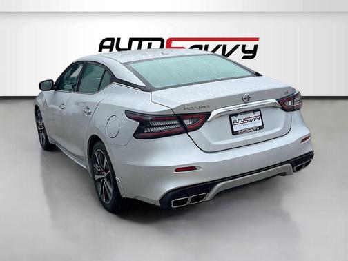Brilliant Silver Metallic 2019 Nissan Maxima 3.5 SV