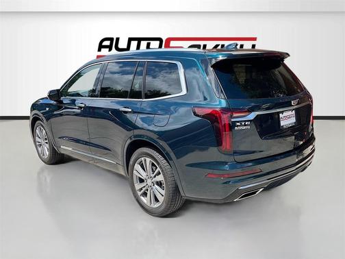 2024 Cadillac XT6 Premium Luxury FWD