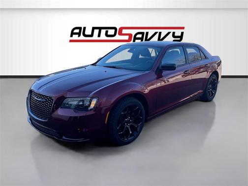 2023 Chrysler 300 Touring