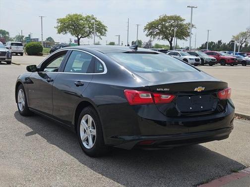 2022 Chevrolet Malibu 1LS