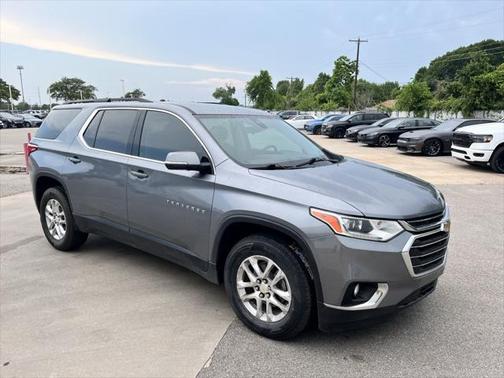 2020 Chevrolet Traverse LT Cloth