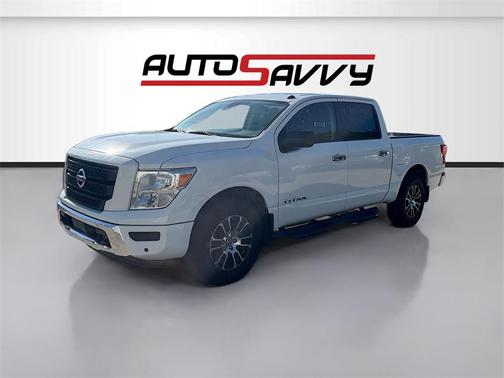 2021 Nissan Titan SV
